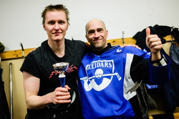 Matti Nuutinen palasi turnauksessa Reidars-paitaan vuoden tauon jälkeen, ja palkittiin tiimin MVR-pokaalilla. Kuva: Jouni Porsanger.